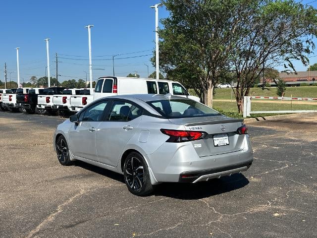 2023 Nissan Versa SR CVT
