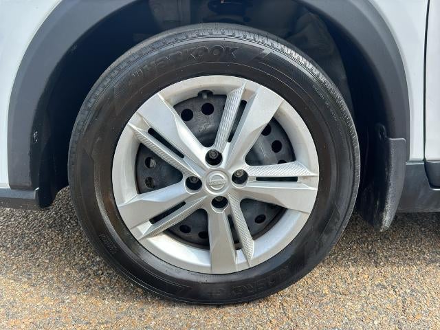 2023 Nissan Kicks S FWD