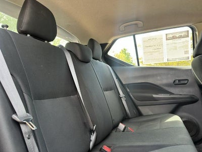 2023 Nissan Kicks S FWD