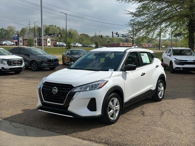 2023 Nissan Kicks S FWD