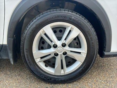 2023 Nissan Kicks S FWD