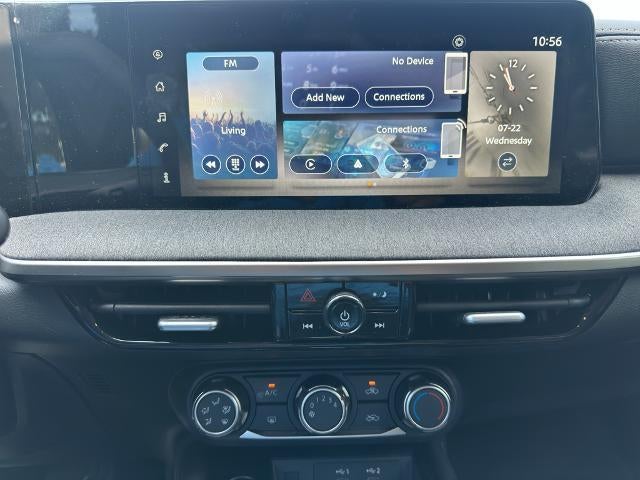 2025 Nissan Kicks SV AWD