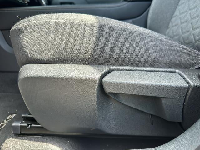 2025 Nissan Kicks SV AWD