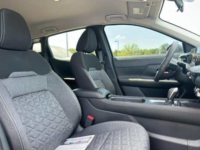 2025 Nissan Kicks SV AWD