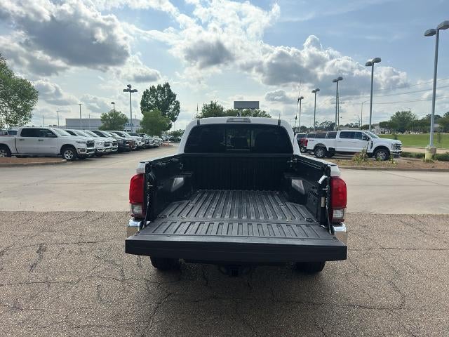 2020 Toyota Tacoma 2WD 2WD SR5 Double Cab 5' Bed V6 AT (SE)