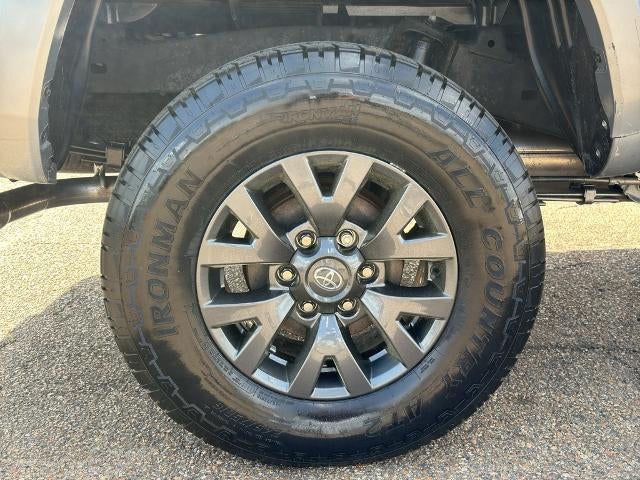 2023 Toyota Tacoma 4WD 4WD SR5 Double Cab 5' Bed V6 AT (GS)