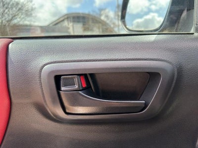 2023 Toyota Tacoma 4WD 4WD SR5 Double Cab 5' Bed V6 AT (GS)