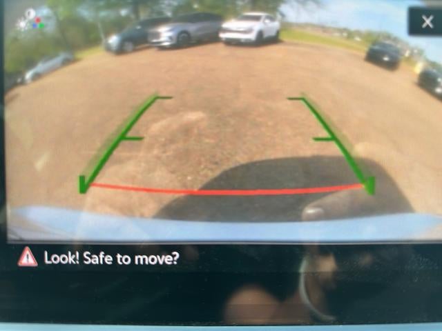 2024 Volkswagen Taos SE FWD