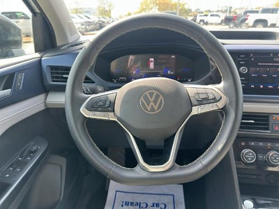 2024 Volkswagen Taos SE FWD