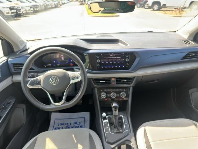 2024 Volkswagen Taos SE FWD