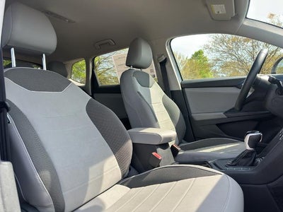 2024 Volkswagen Taos SE FWD