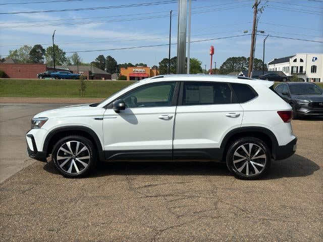 2024 Volkswagen Taos SE FWD