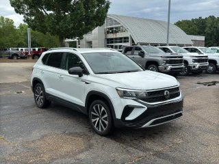 2024 Volkswagen Taos SE FWD