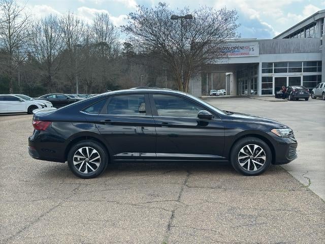 2024 Volkswagen Jetta S Auto