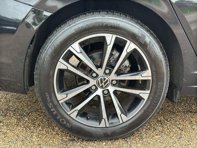 2025 Volkswagen Jetta Sport Auto