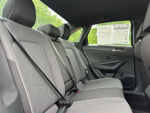2025 Volkswagen Jetta Sport Auto