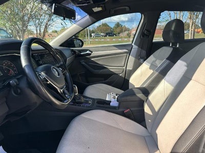 2019 Volkswagen Jetta R-Line Auto w/ULEV