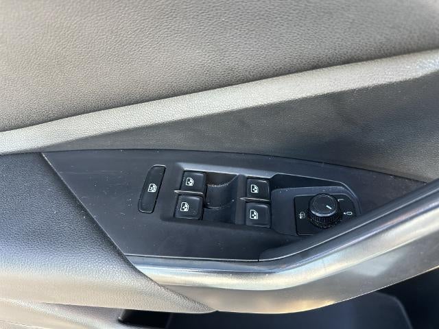 2019 Volkswagen Jetta R-Line Auto w/ULEV