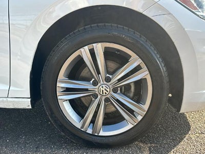 2019 Volkswagen Jetta R-Line Auto w/ULEV