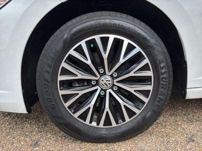 2019 Volkswagen Jetta SEL Auto w/SULEV