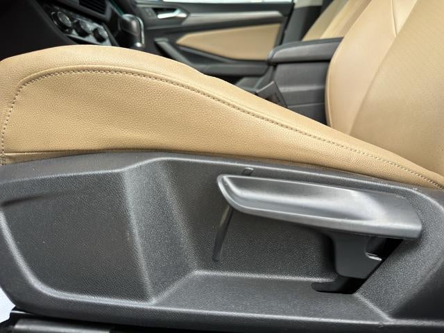 2019 Volkswagen Jetta SEL Auto w/SULEV