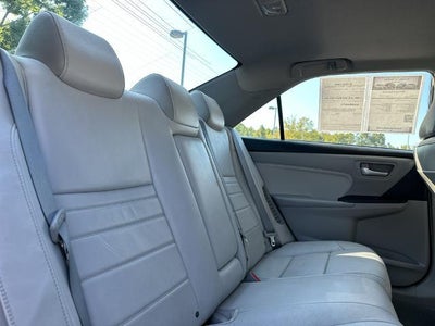 2015 Toyota Camry Hybrid 4dr Sdn XLE (GS)