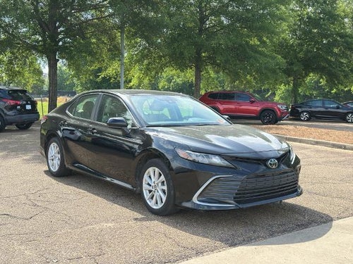 2022 Toyota Camry LE Auto (SE)