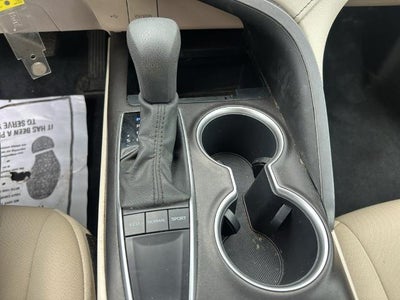 2022 Toyota Camry LE Auto (SE)
