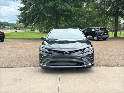 2022 Toyota Camry LE Auto (SE)