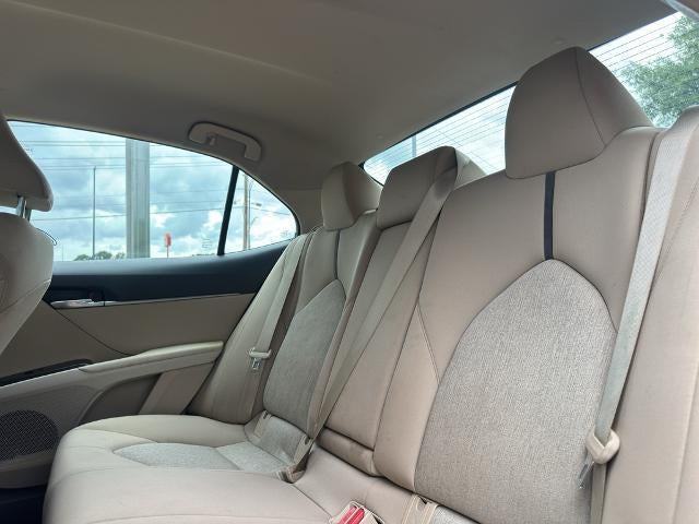 2022 Toyota Camry LE Auto (SE)