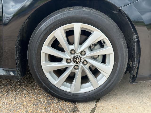 2022 Toyota Camry LE Auto (SE)