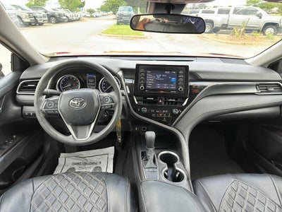 2023 Toyota Camry LE Auto (SE)