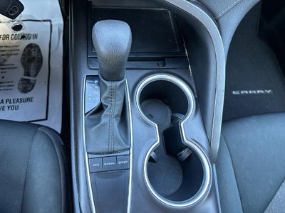 2023 Toyota Camry LE Auto (SE)