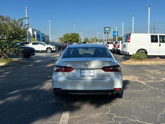 2023 Toyota Camry LE Auto (SE)