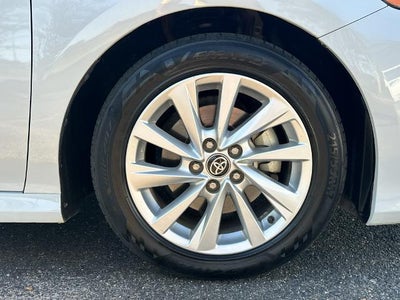 2023 Toyota Camry LE Auto (SE)