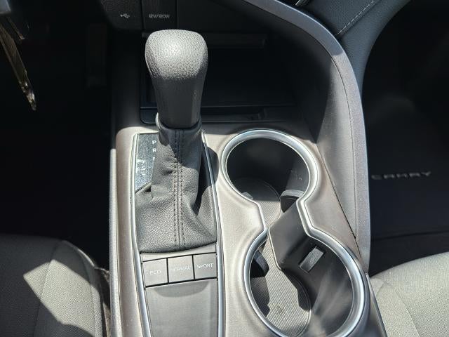 2022 Toyota Camry LE Auto (Natl)