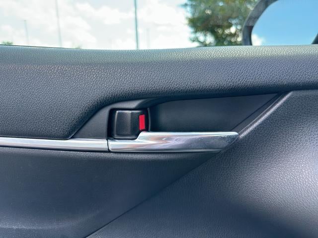 2022 Toyota Camry LE Auto (Natl)