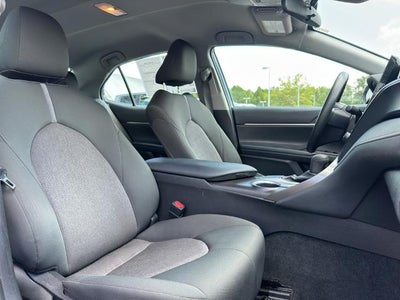 2022 Toyota Camry LE Auto (Natl)