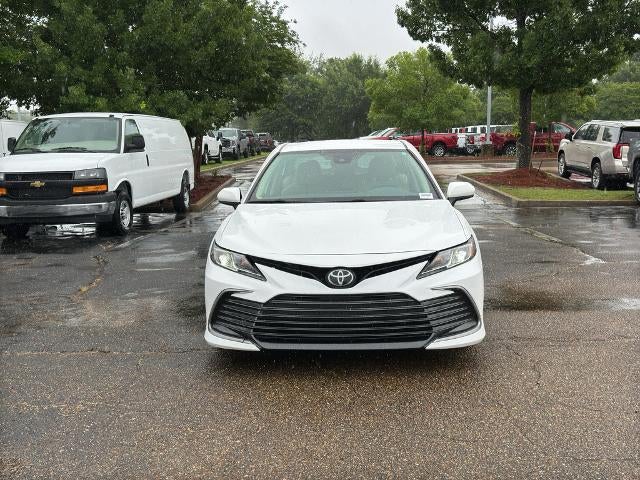 2023 Toyota Camry LE Auto (Natl)