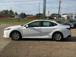 2025 Toyota Camry LE (SE)