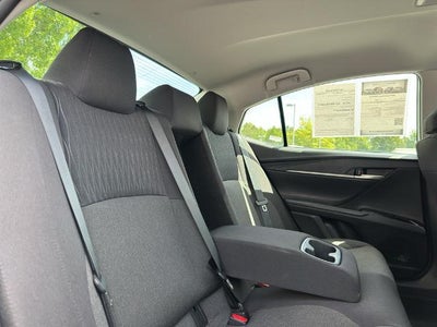 2025 Toyota Camry LE (SE)
