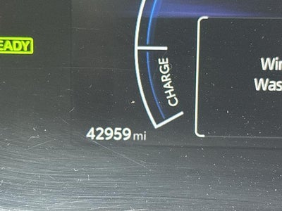 2025 Toyota Camry LE (SE)