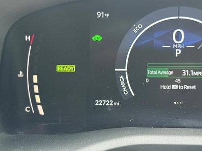 2025 Toyota Camry LE (SE)