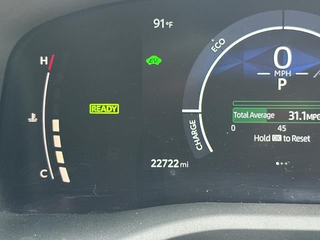 2025 Toyota Camry LE (SE)