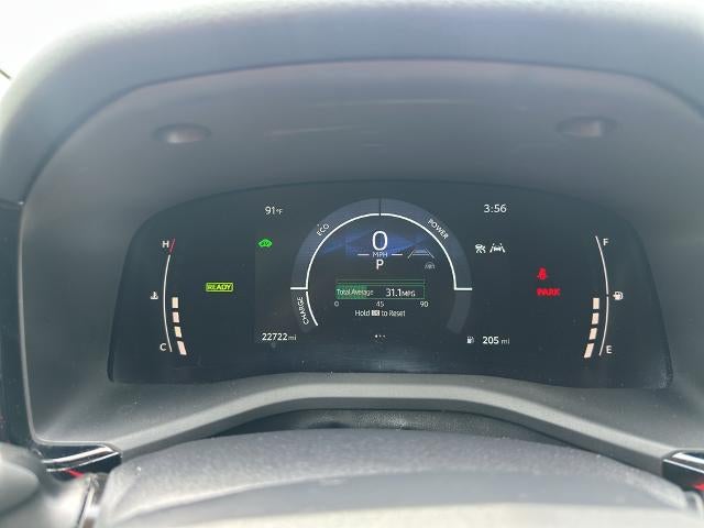 2025 Toyota Camry LE (SE)