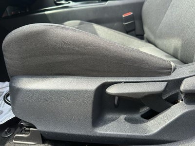 2025 Toyota Camry LE (SE)
