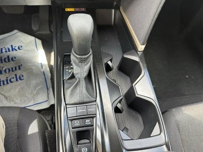 2025 Toyota Camry LE (SE)