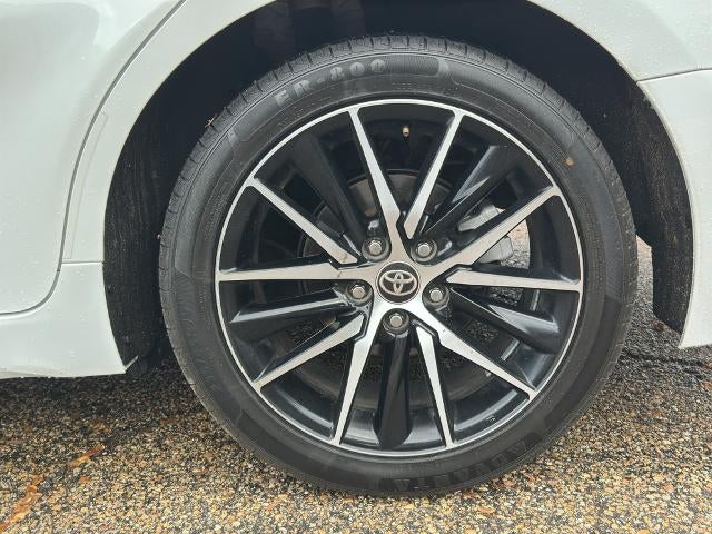 2024 Toyota Camry SE Auto (SE)