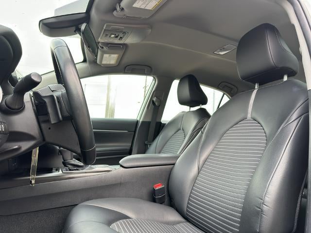 2024 Toyota Camry SE Auto (SE)