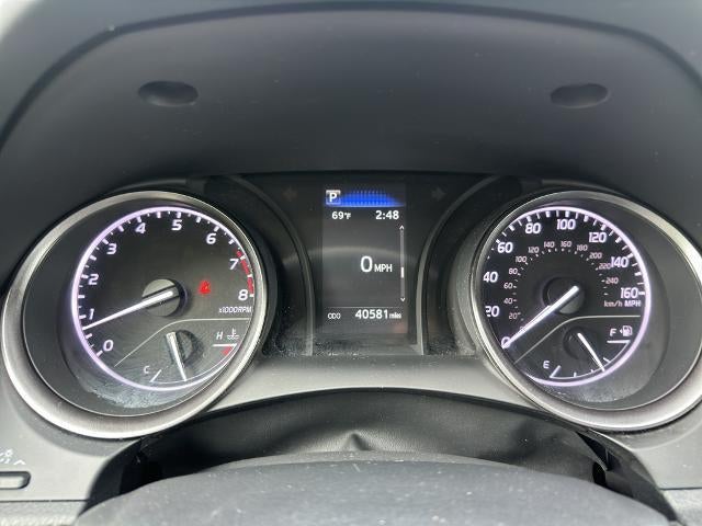 2024 Toyota Camry SE Auto (SE)